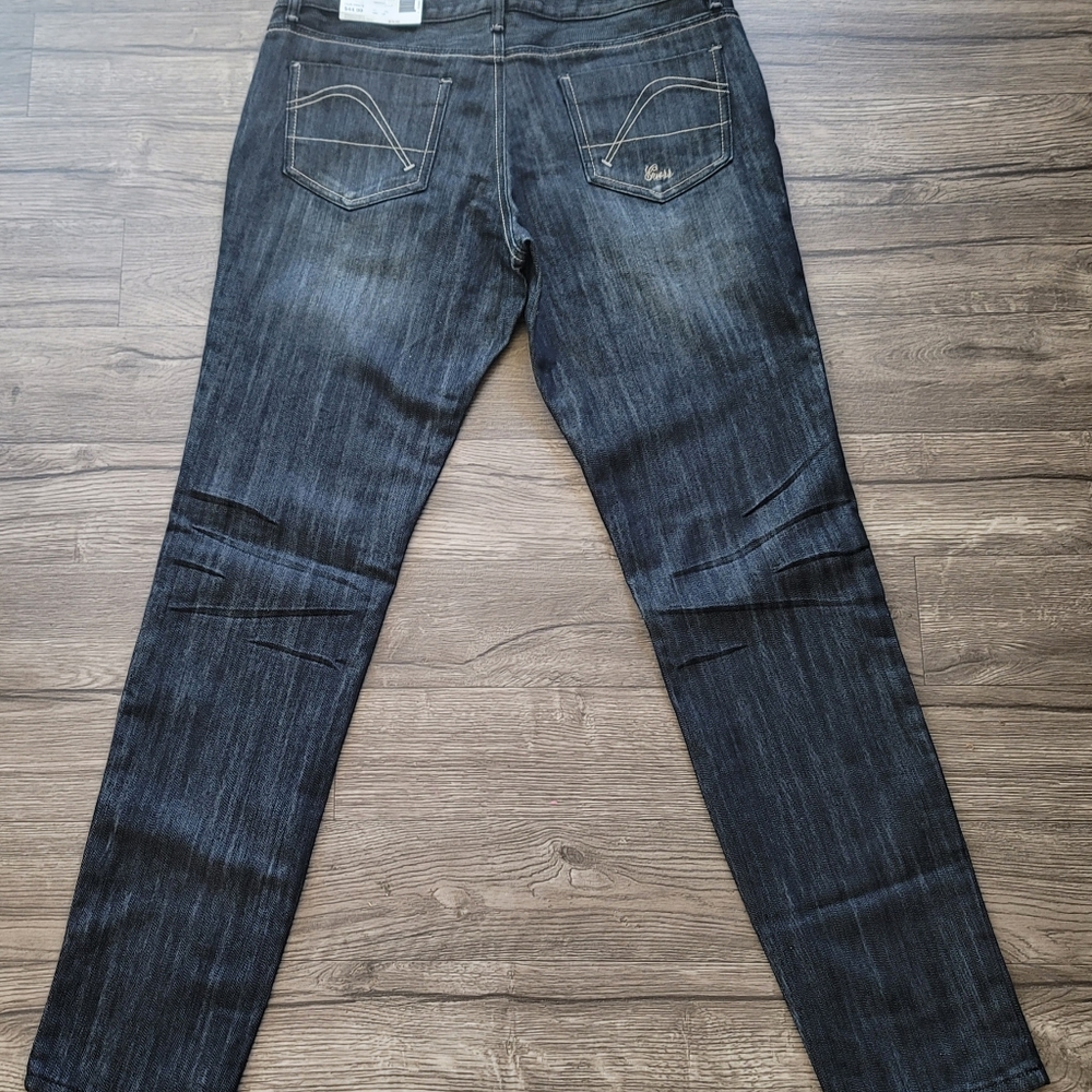 NWT Guess Jeans Women's Denim Super Low Rise, Slim Skinny Size 32 Waist - Picture 2 of 6